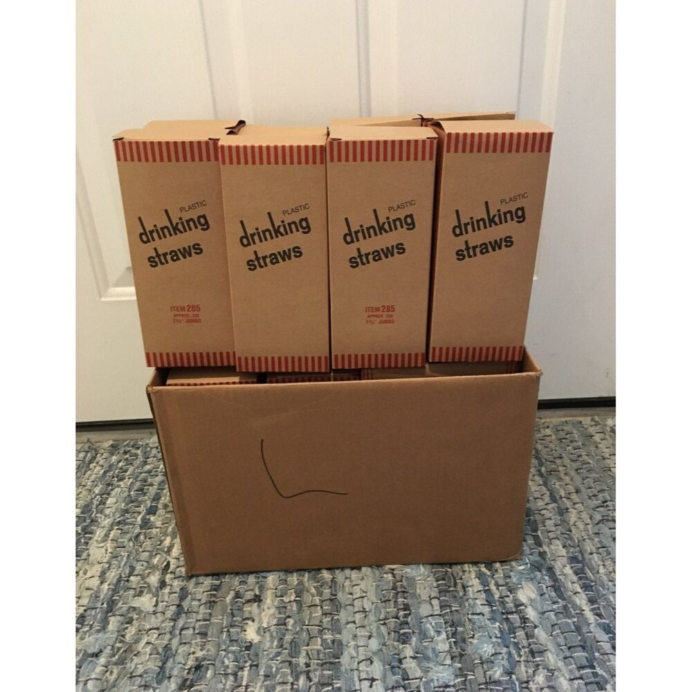 New 3500 Plastic Straws with Display Boxes